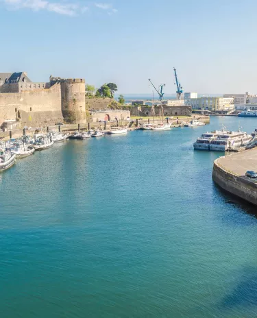 Brest Brest