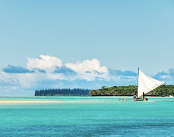 Pirogue Ile des pins Pirogue Ile des pins Turquoise Plage