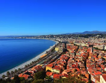 Nice - Vue sur les habitations Nice Habitations Vue Mer Ciel Bleu